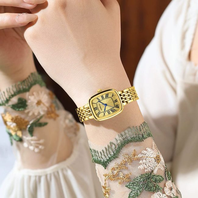 CRRJU Women's Vintage-Style Watch